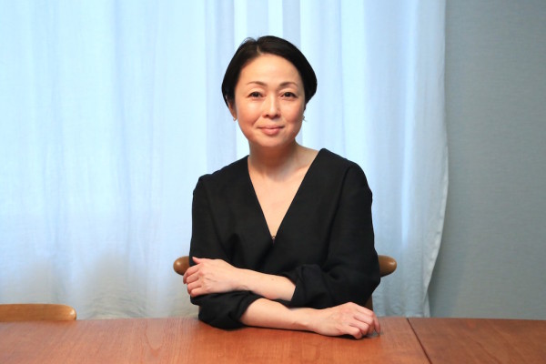 伊藤まさこさんプロデュース コンバース ネイビー23.5センチ （伊藤  