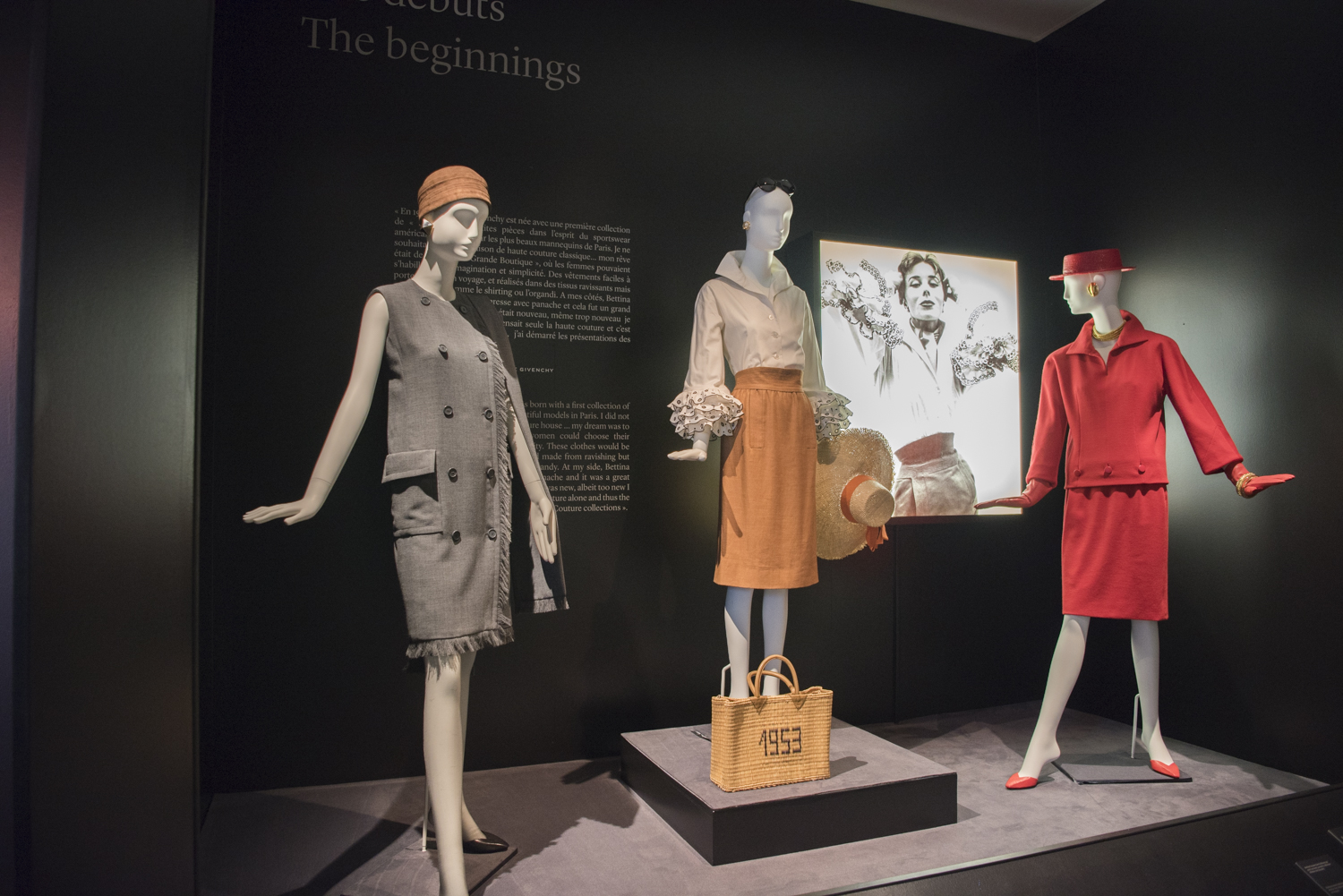 オードリー ヘップバーンも着用 ジヴァンシーのファッション Paris Mag パリマグ