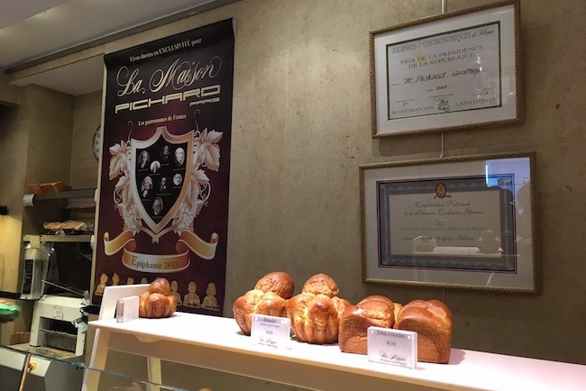パリのパン屋さん『LA MAISON PICHARD（ラ・メゾン　ピシャール）』のブリオッシュ