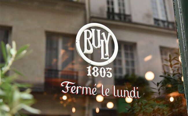 内なる美しさを引き出すコスメ『ビュリー』。パリ2号店でコスメ探しとカフェタイム