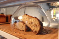 和歌山の人気店が清澄白河にオープン！『中村食糧』超高加水の新食感パン