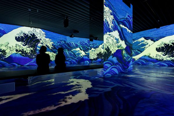 パリが愛した浮世絵を体験！角川武蔵野ミュージアム「浮世絵劇場 from