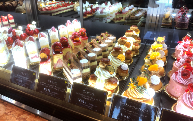 まるでフランス菓子のテーマパーク！千葉県流山『レタンプリュス』