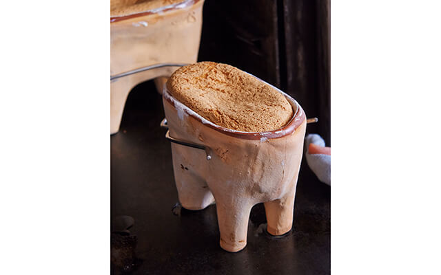 【メゾン・フェルベールからの四季のお便り】羊型のお菓子ラマラでイースターをお祝い