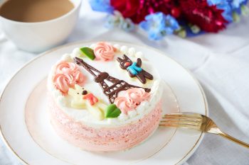 キュートでエレガントなリサとガスパールのケーキが日本全国で楽しめる！